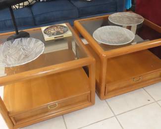 Matching Broyhill end and coffee tables.