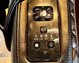 Kyota M888 Kokoro Massage Chair by Infinity.
Model: M888 KOKORO