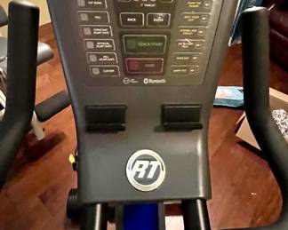 HOIST LeMond Series RT Recumbent Trainer Exercise Bike (pre-owned)