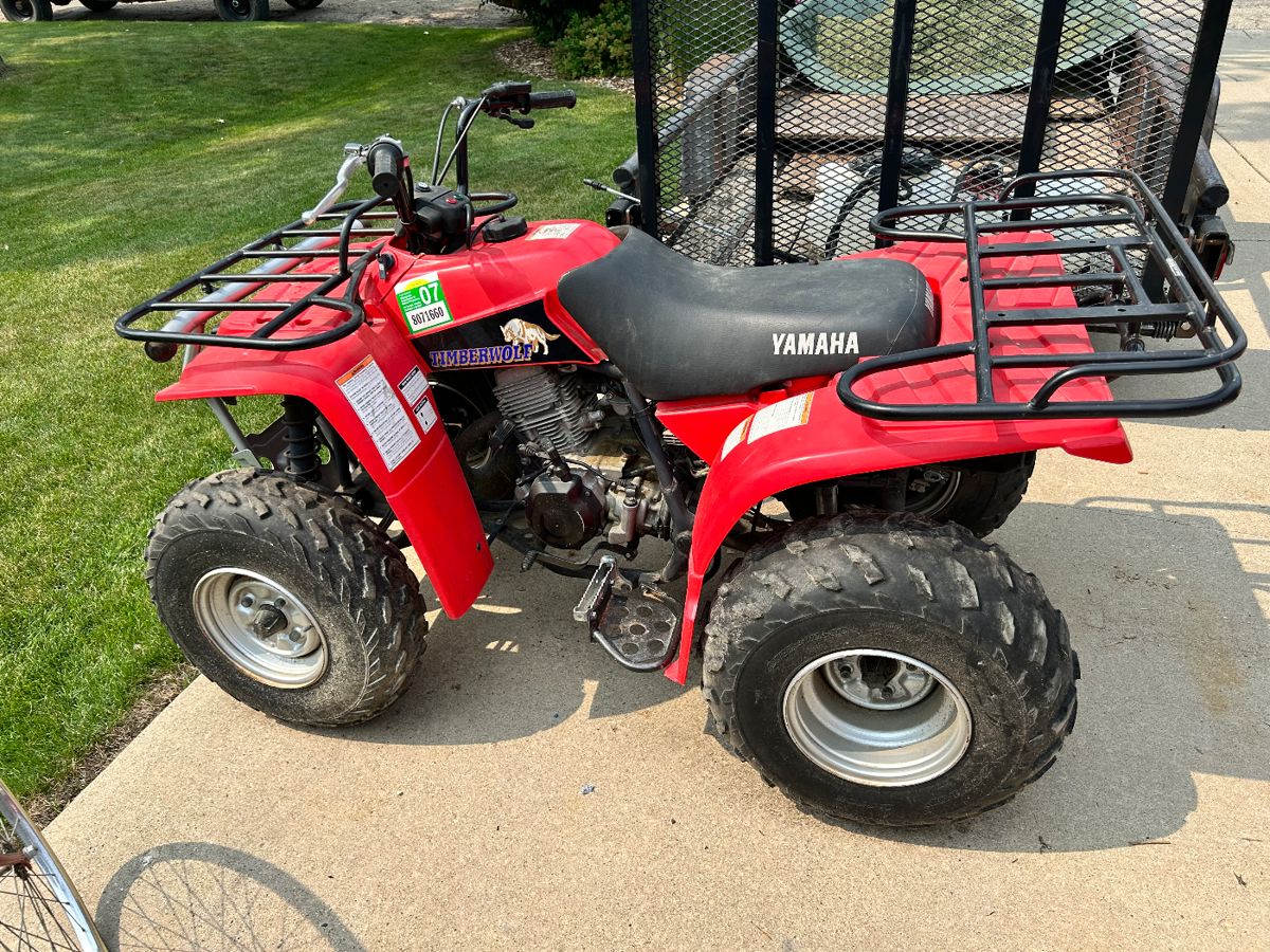 Side view of the Yamaha 300