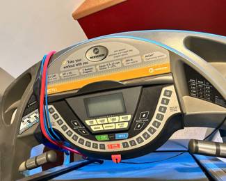 The HORIZON training treadmill dashboard. (the rest of the treadmill comes with the dashboard!!)