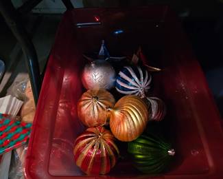 CHRISTMAS BULBS