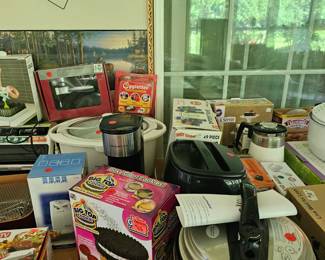 MANY NEW IN THE SMALL IN THE BOX APLIANCES