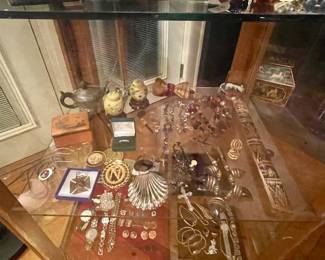 Smalls, Costume Jewelry, Cufflinks and watches