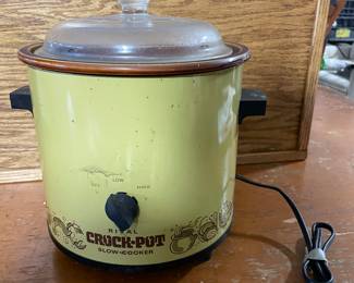 Vintage crock Pot