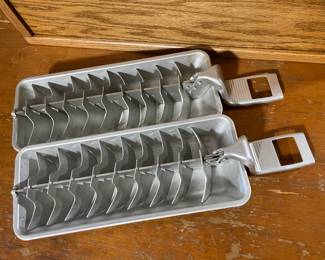 Vintage Westinghouse ice trays