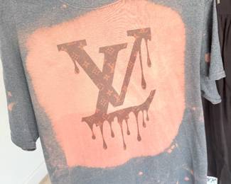 Louis Vuitton wet paint T - Straight Drip!