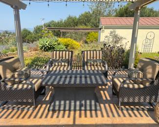 Gorgeous patio set