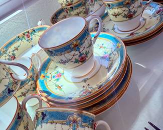 Royal Worcester Turquoise Daytona..highly sought after...$5 per piece! Incredible!