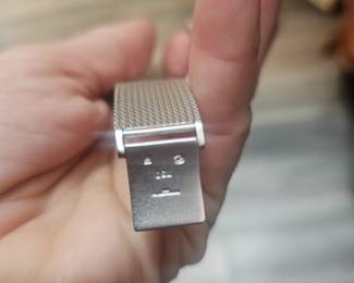 18kt. Beautiful Condition..works great...if you ever wanted one of the finest watches ever made? There's only 2 choices..Patek Phillipe and Audemars Piguet....