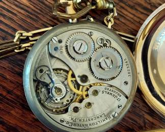 Antique Hamilton Pocket Watch, 25 year case, 40mm. 17 Jewel,