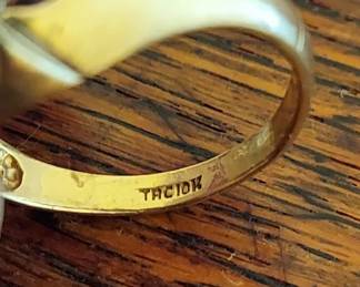 Gold Ring, Vintage, Marked 10K 7g total weight, Size approximately 10.75