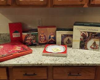Boxed Holiday Serving Dishes