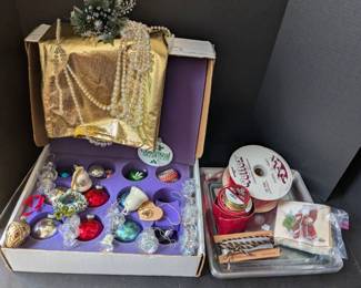 003 Lot of Vintage Christmas Ornaments Holiday Craft Supplies