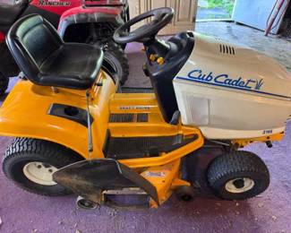 Cub Cadet Riding Lawn Mower