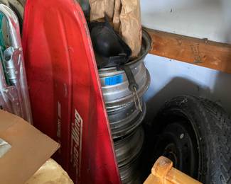 Set of 4 rims hiding back there