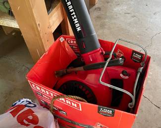 Blower by Craftsman
