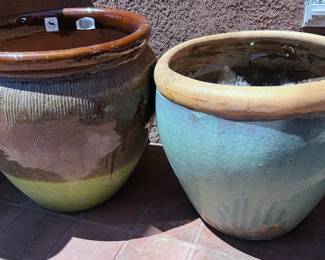Outdoor garden pots, including talavera