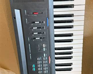 Casio CT 630 electric keyboard