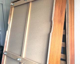 Twin bed with trundle in teak veneer