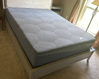 Brand new Queen bed with molecule reflex mattress and dresser
$1500