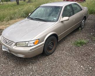 1999 Toyota Camry with 112k miles and drives excellent
$2000 or OBO