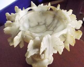 ANTIQUE CARVED WHITE ALABASTER PEDESTAL TAZZA BOWL