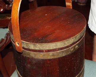 ANTIQUE WOODEN BUCKET WITH BRASS, BENTWOOD HANDLE (NEEDS TO BE REATTACHED) AND LID... FOR MAKING BUTTER, ICE CREAM, SAUNA, WHAT???