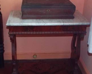 ANTIQUE FLAME MAHOGANY OPEN DESIGN BASE TRESTLE TABLE WITH MARBLE TOP