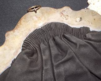 ANTIQUE STERLING SILVER REPOUSSE KISS CLASP KISS LOCK SILK  PURSE