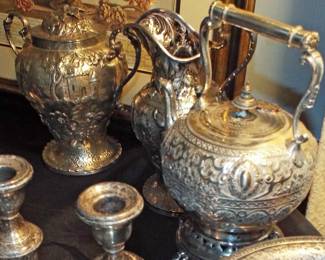 ANTIQUE S. KIRK & SONS STERLING REPOUSSE LEAFY BERRY PITCHER
ANTIQUE STERLING REPOUSSE LIDDED CONTAINER WITH VILLAGE IMAGES