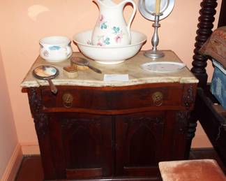 ANTIQUE MAHOGANY SERPENTINE FRONT WASH STAND W/ DRAWER AND DOORED FRONT MARBLE TOP