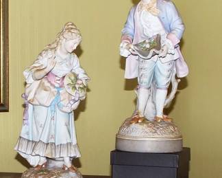 18TH C. MEISSEN CROSSED SWORDS BISQUE LARGE MAN & WOMAN LOVERS FIGURES (A COUPLE FINGER CHIPPED)
