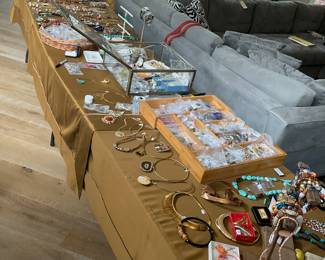 JEWELRY, JEWELRY, JEWELRY,