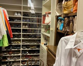 Lots of shoes! Sizes 9-11