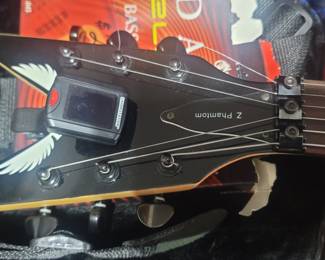 Dean Black Phantom guitar