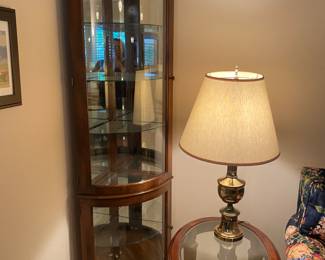 Corner display cabinet 