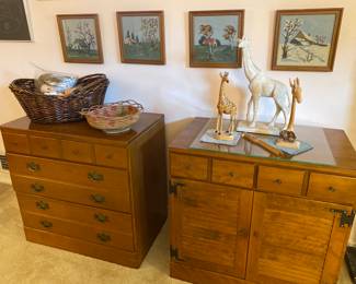 Chest of drawers 