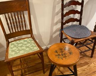 There are numerous side chairs available. Lots of styles and in great condition! 