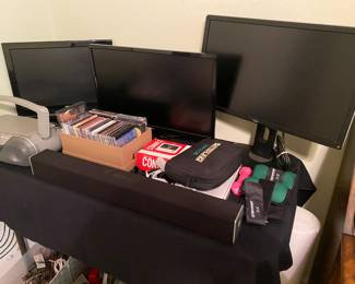 TV’s & monitors