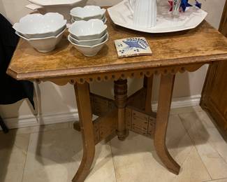 East lake table & serving pieces 