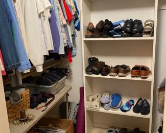 Ladies casual clothing. Very nice shoe colle tion - size 9.5 - 10  (ladies) 