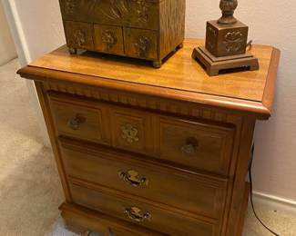 Nightstand 
