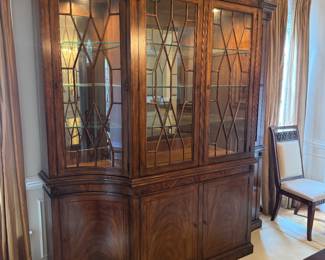 Henredon Mahogany Inlaid Flame Regency 8 Door / 2 Piece Lighted Breakfront China Display Cabinet (90"W x 23"D x 93"H)