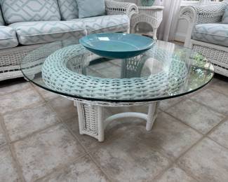 White Wicker Round Low Profile Glass Top Coffee Table (40"D x 16"H)