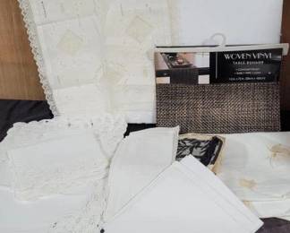 Table Linen Lot