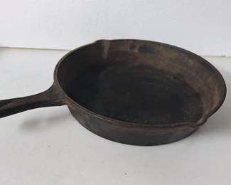 Cast Iron Frying Pan