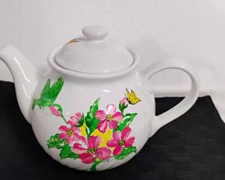 Corelle Hummingbird Teapot