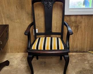 Fancy Vintage Arm Chair