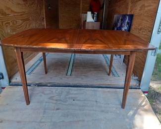 Large dining table with leaf